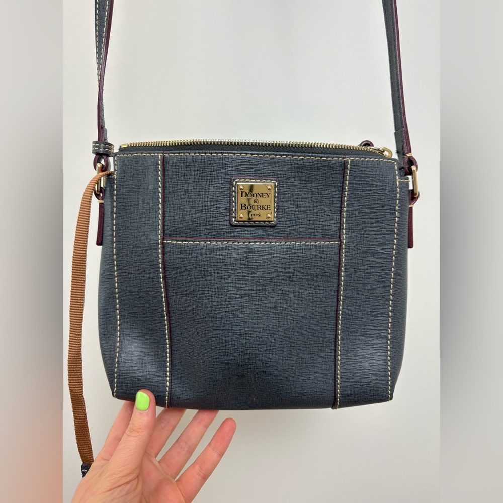 Dooney & Bourke Navy Blue Crossbody Bag – Style